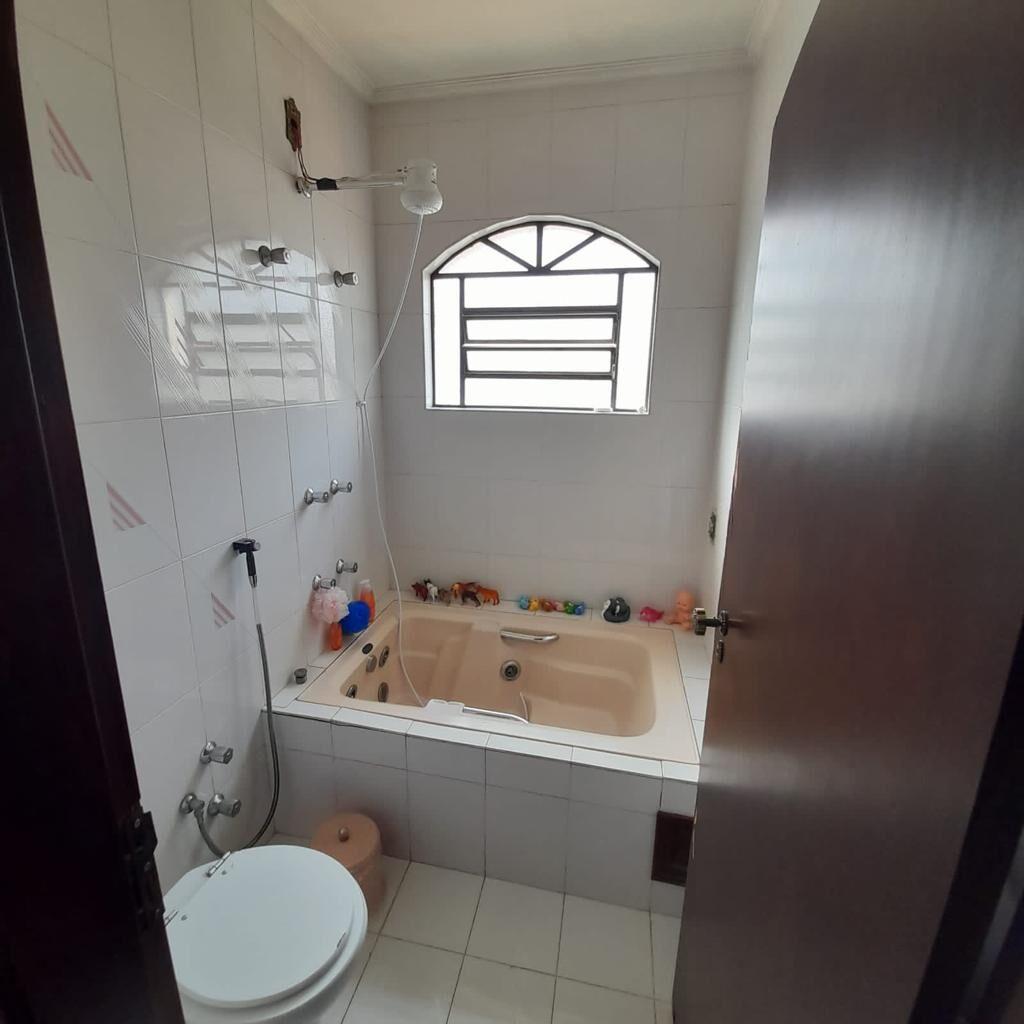 Sobrado à venda com 5 quartos, 290m² - Foto 15