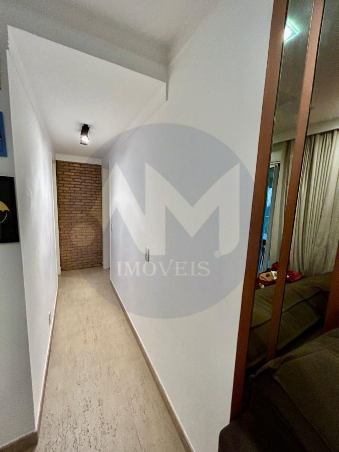 Apartamento para alugar com 2 quartos, 103m² - Foto 8