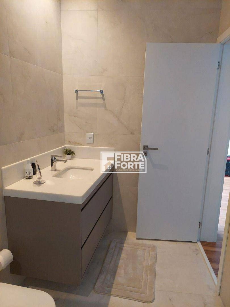 Casa de Condomínio para alugar com 5 quartos, 407m² - Foto 21