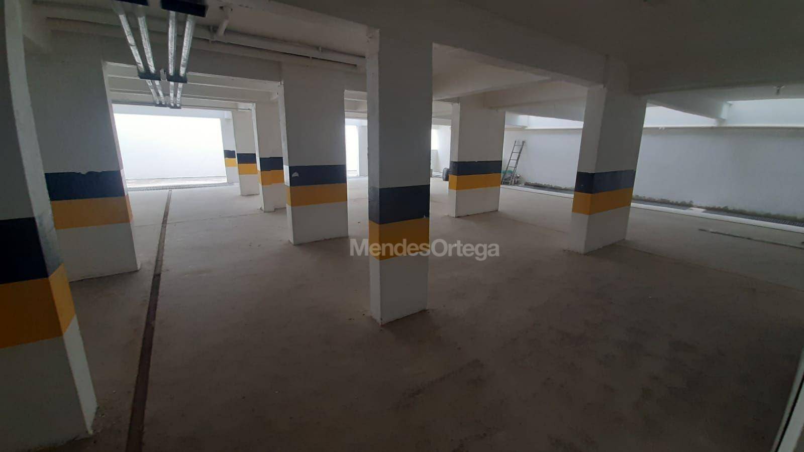 Apartamento à venda com 2 quartos, 64m² - Foto 16