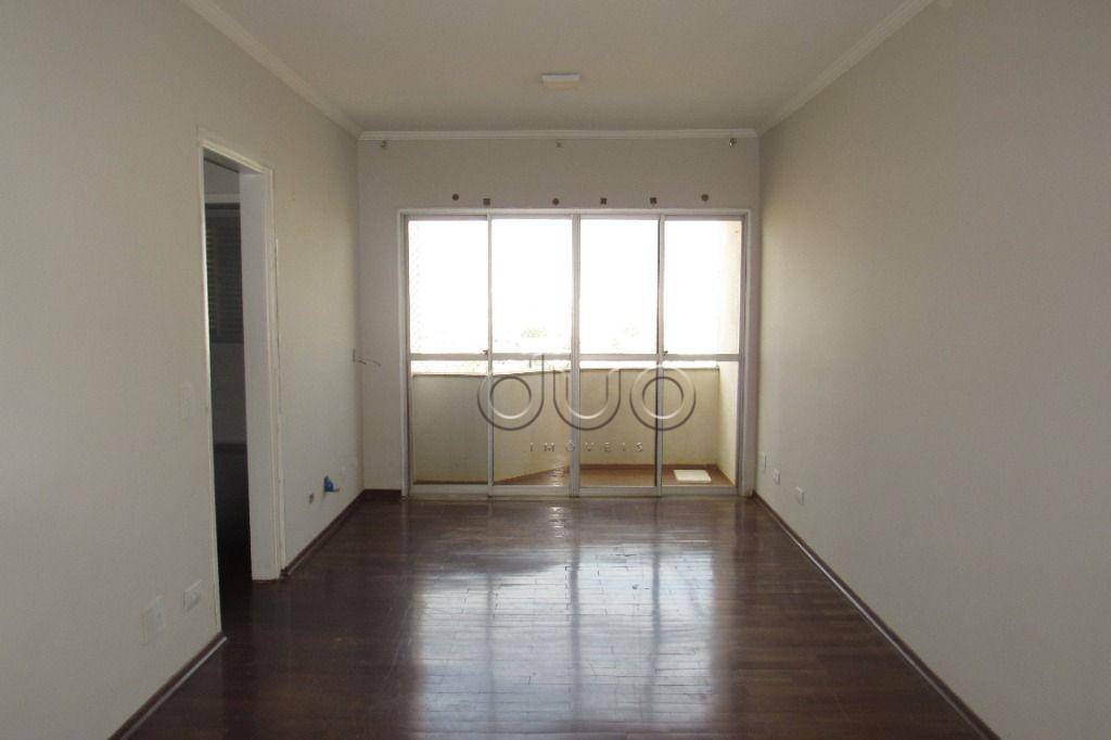 Apartamento à venda com 2 quartos, 76m² - Foto 1