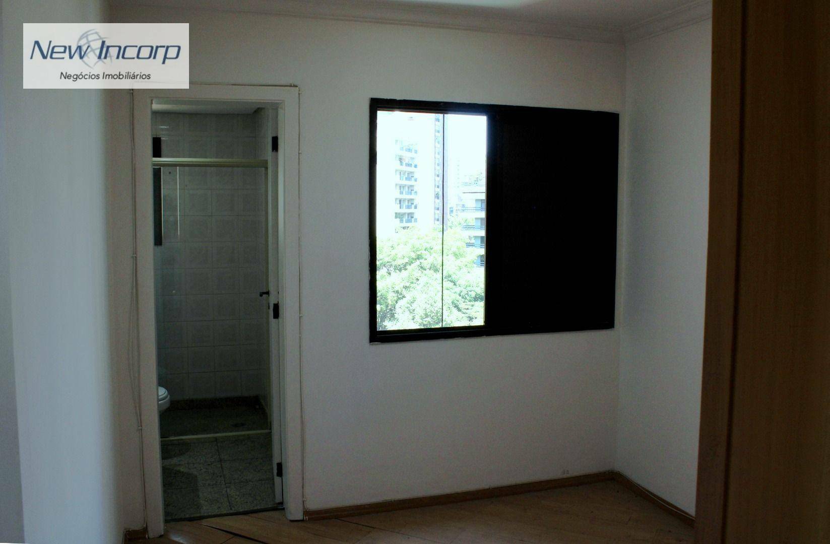 Apartamento à venda com 3 quartos, 127m² - Foto 19