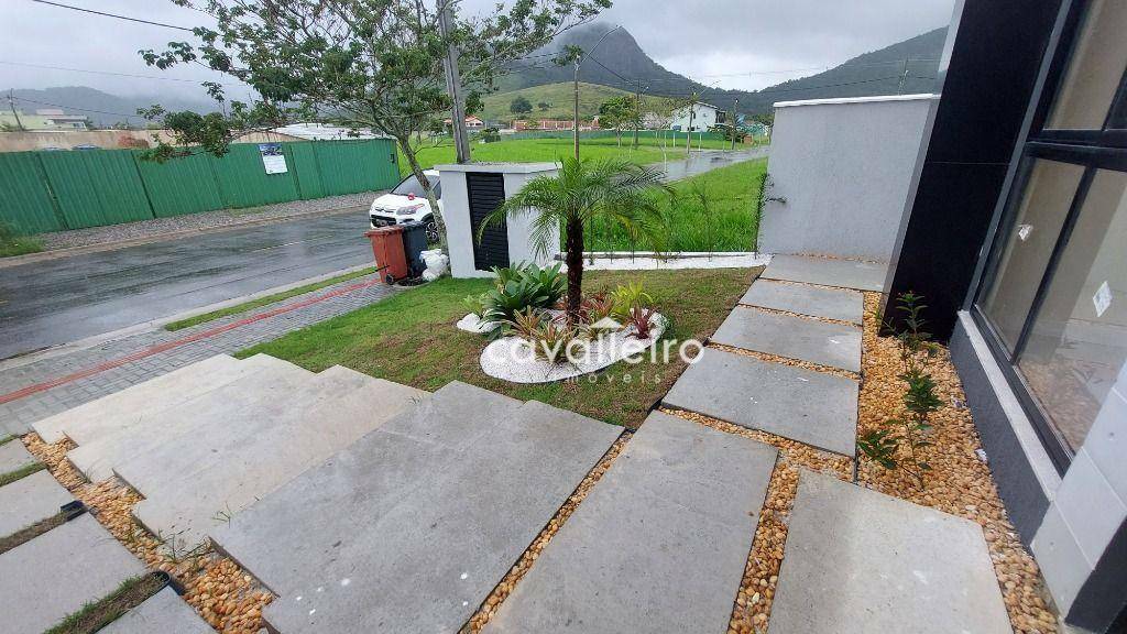 Casa de Condomínio à venda com 3 quartos, 174m² - Foto 3