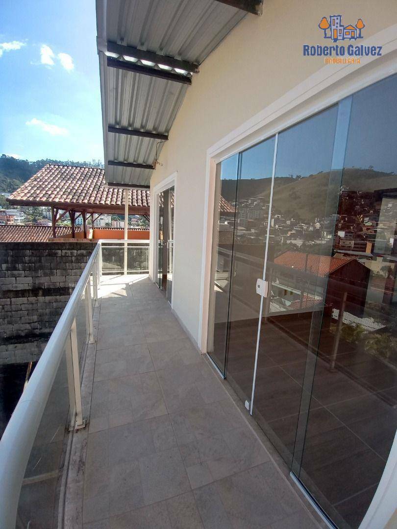 Casa à venda com 4 quartos, 110m² - Foto 19