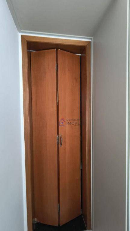 Apartamento à venda com 2 quartos, 50m² - Foto 32