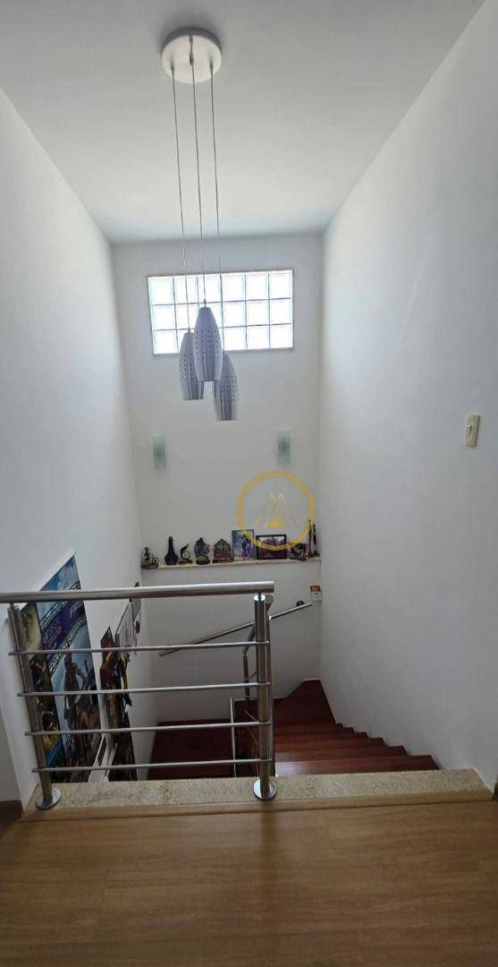 Casa à venda com 3 quartos, 198m² - Foto 16