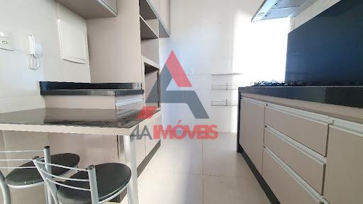 Apartamento à venda com 2 quartos, 85m² - Foto 17