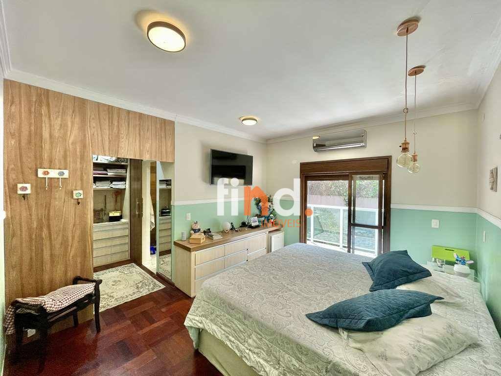 Casa de Condomínio à venda com 3 quartos, 323m² - Foto 13