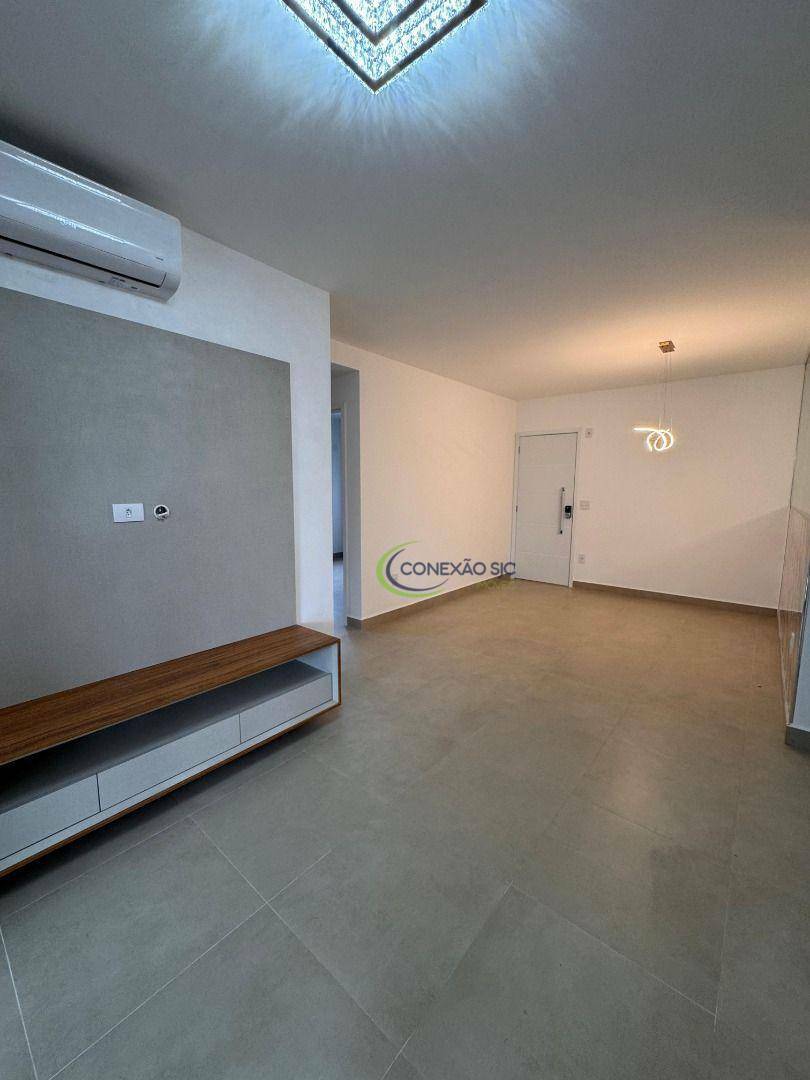 Apartamento para alugar com 3 quartos, 120m² - Foto 4