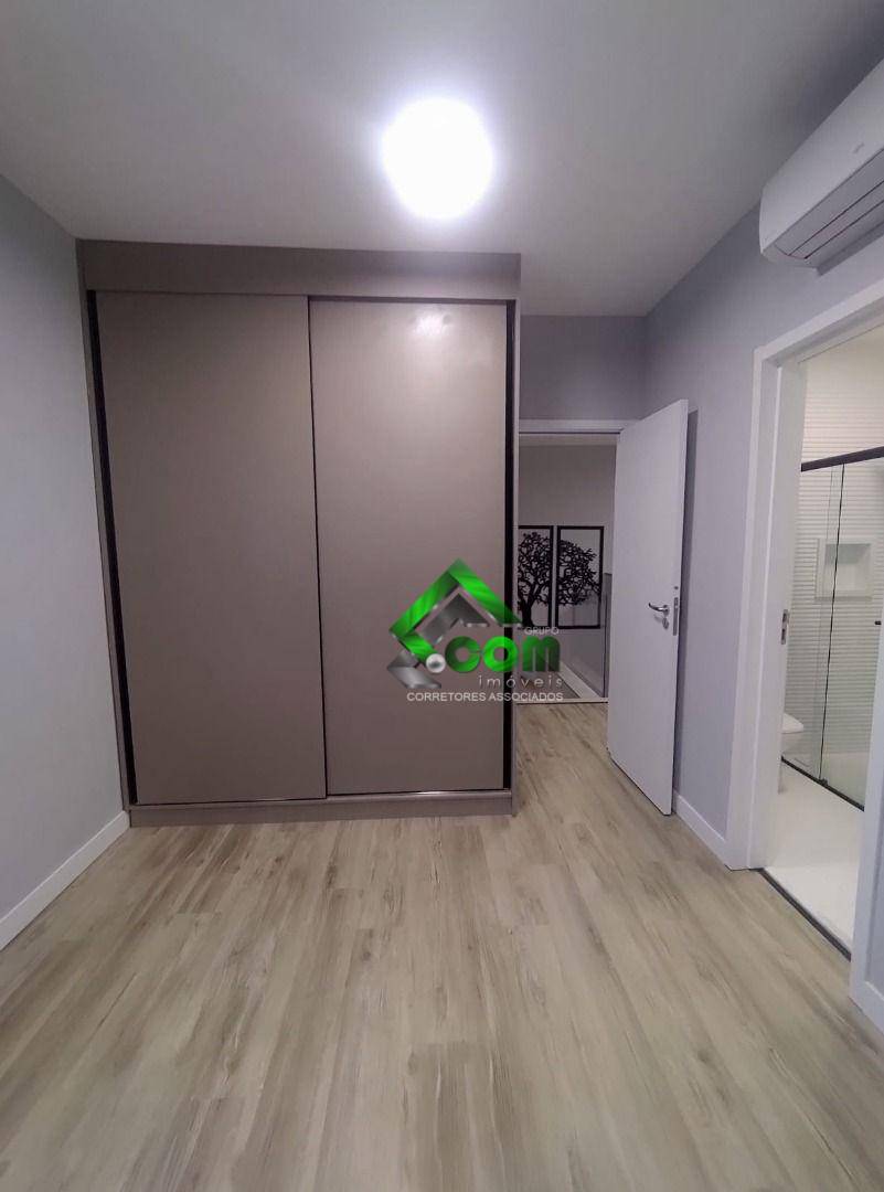 Casa de Condomínio à venda com 3 quartos, 311m² - Foto 12