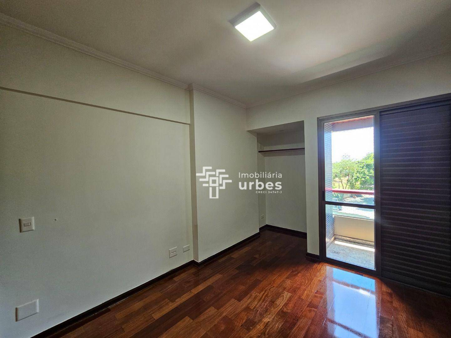 Apartamento à venda com 4 quartos, 157m² - Foto 20