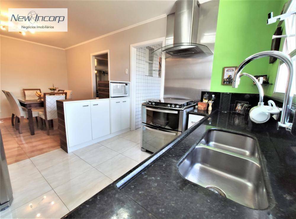 Apartamento à venda com 3 quartos, 132m² - Foto 1