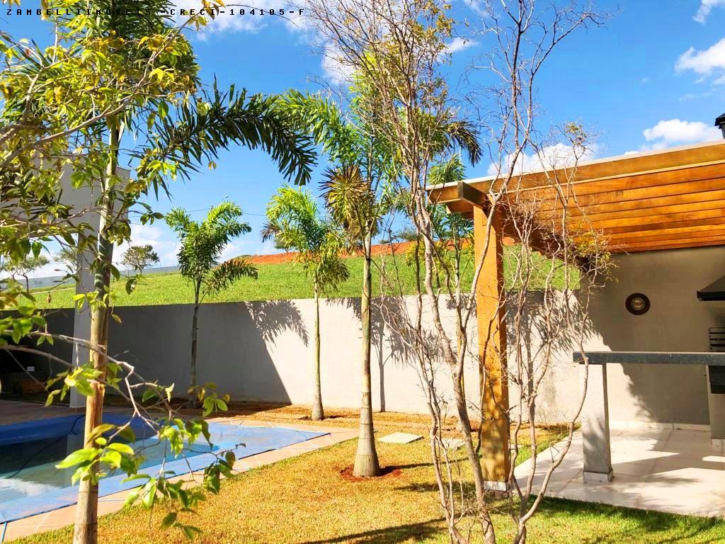 Casa de Condomínio à venda com 3 quartos, 600m² - Foto 2