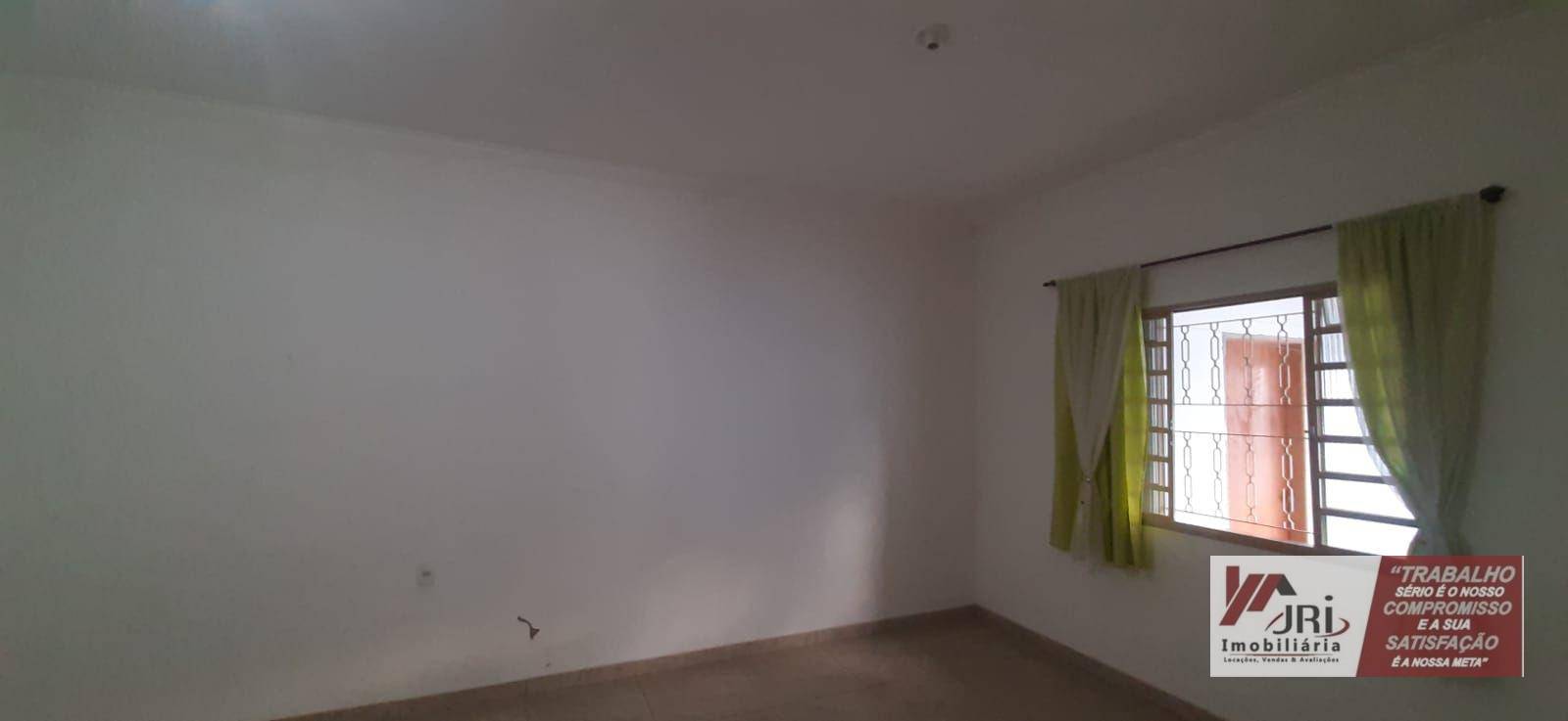 Chácara à venda com 2 quartos, 926M2 - Foto 9