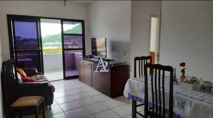 Apartamento à venda com 2 quartos, 63m² - Foto 9