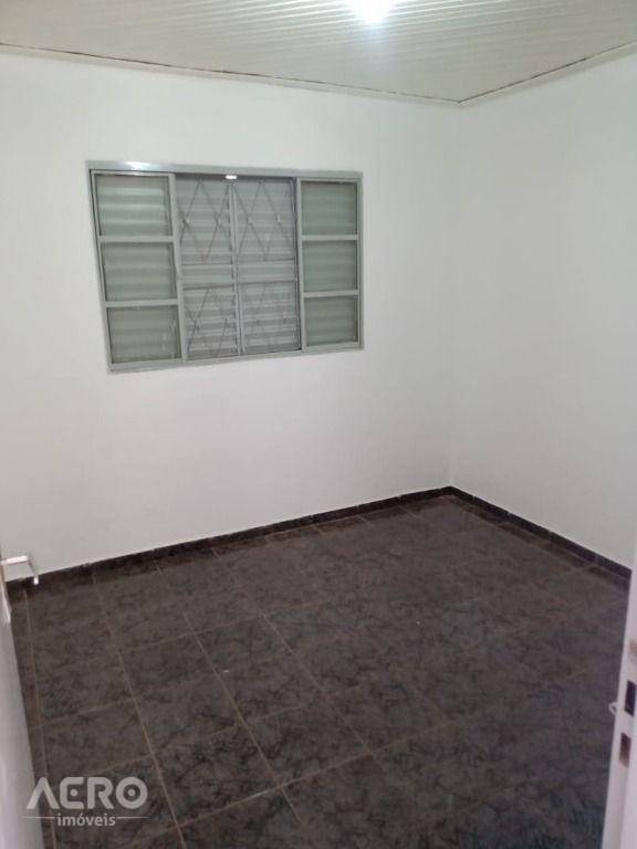 Casa à venda com 3 quartos, 180m² - Foto 19