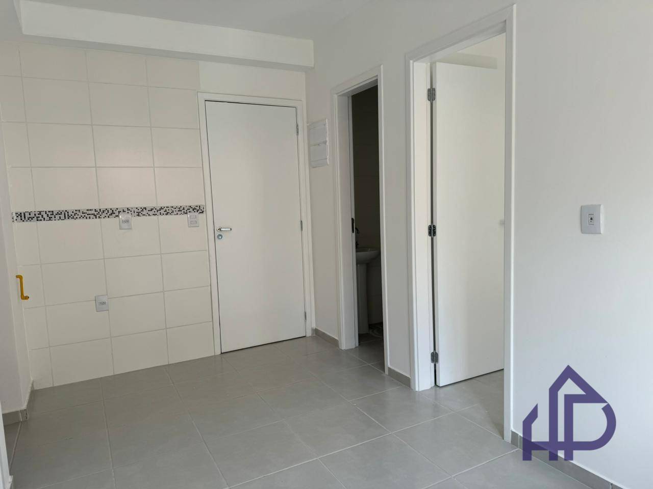 Apartamento para alugar com 2 quartos, 32m² - Foto 8