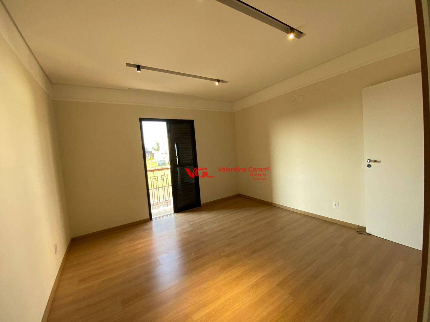 Sobrado à venda com 3 quartos, 320M2 - Foto 31