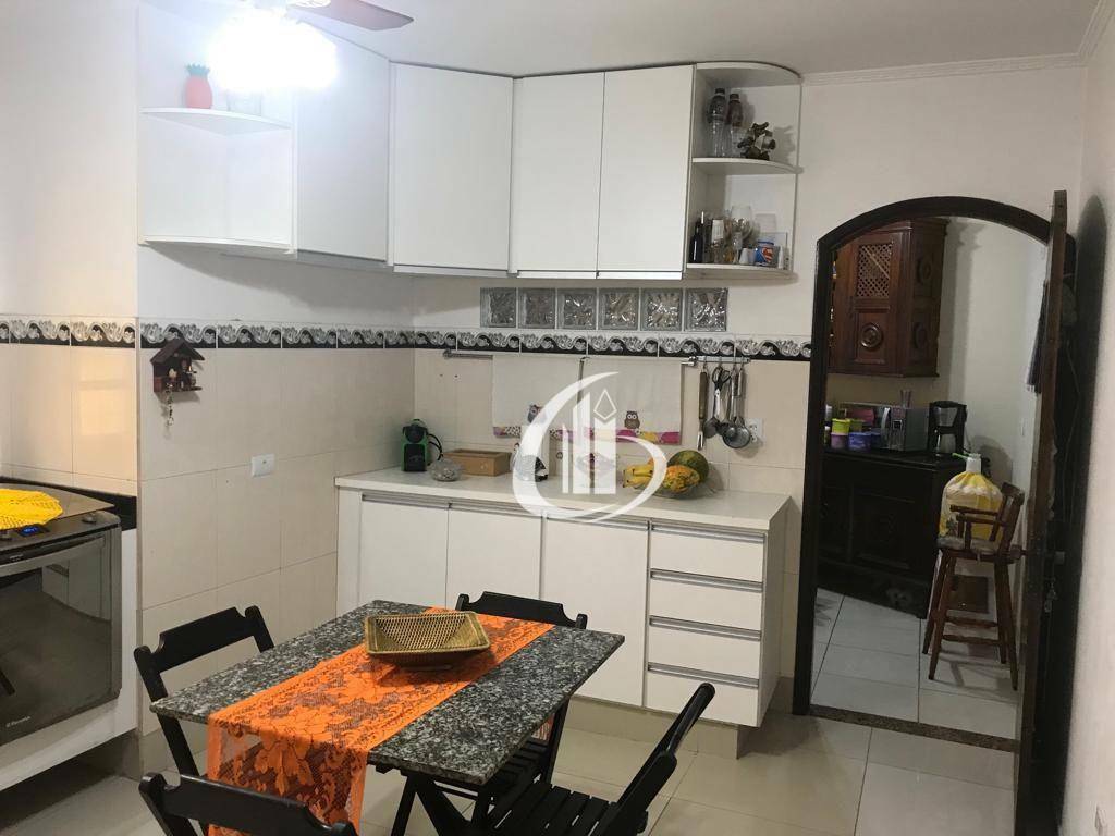 Sobrado à venda com 4 quartos, 195m² - Foto 9