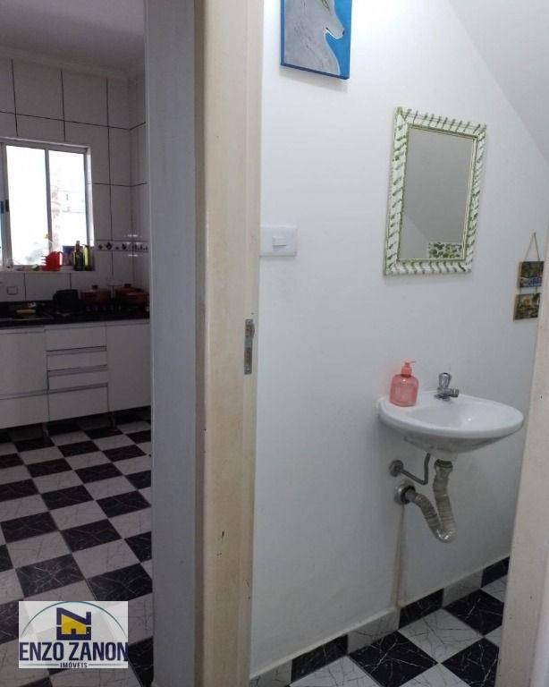 Sobrado à venda com 3 quartos, 200m² - Foto 5