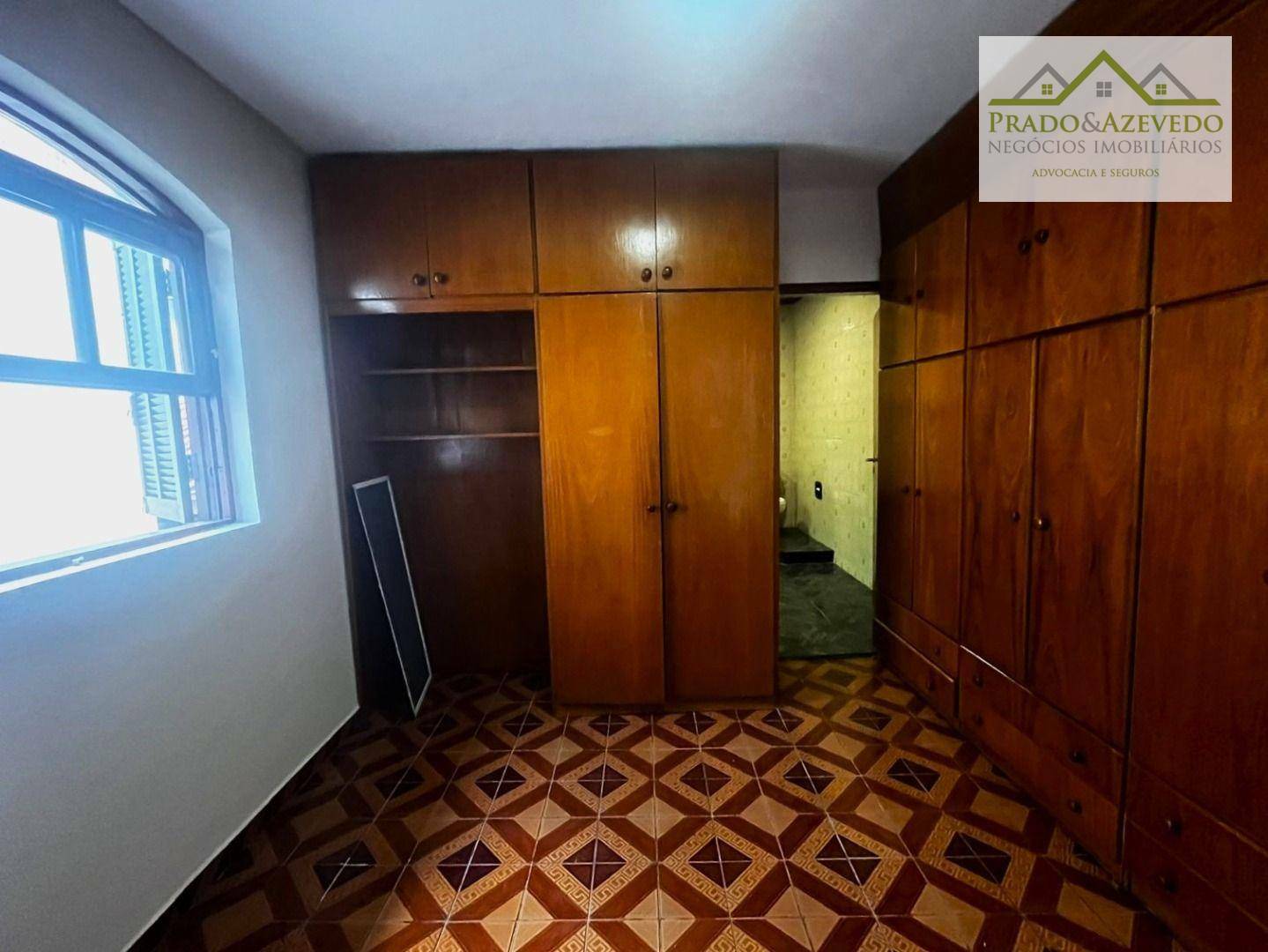 Casa para alugar com 2 quartos, 210m² - Foto 19