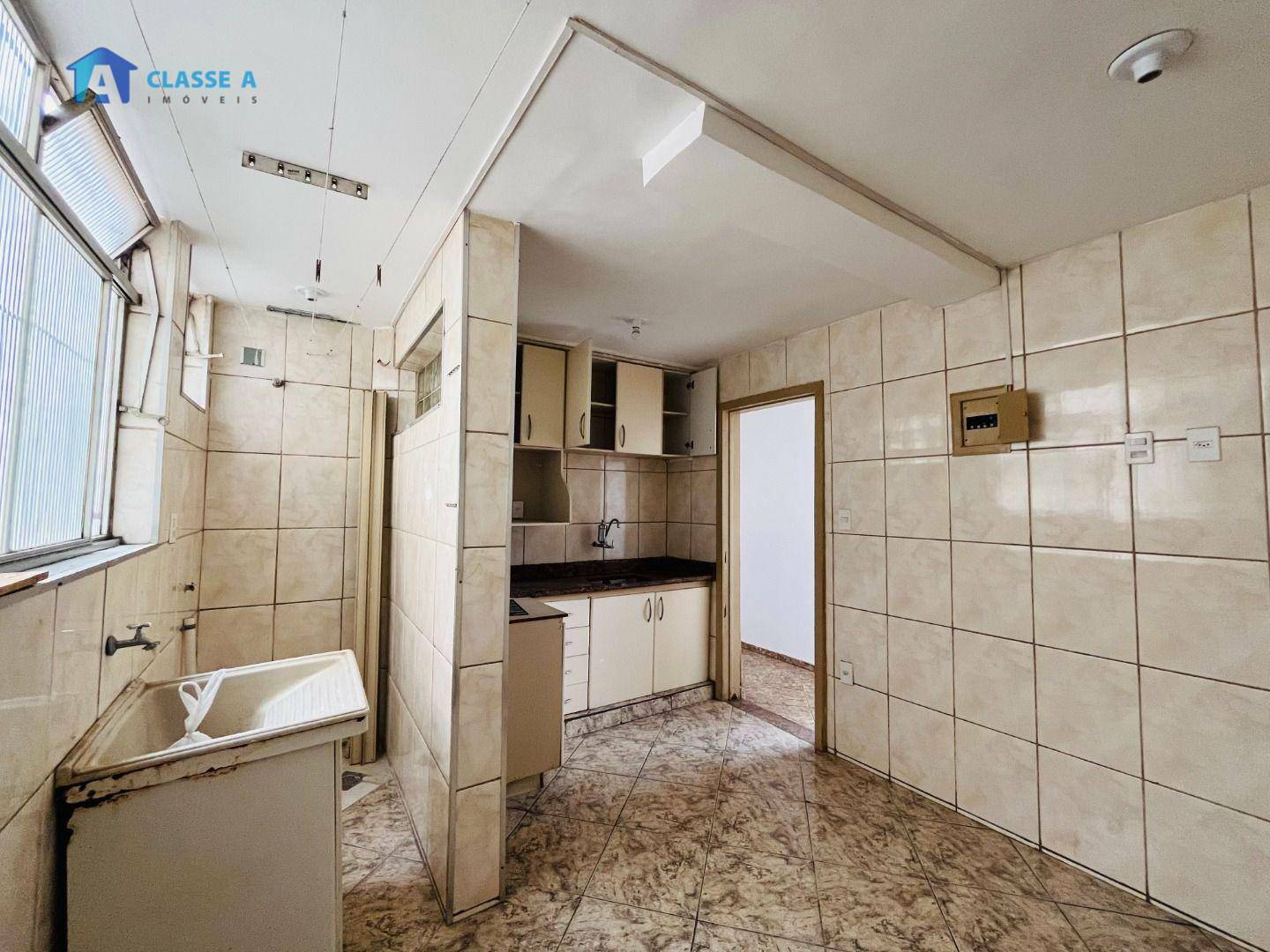 Apartamento à venda com 3 quartos, 105m² - Foto 13