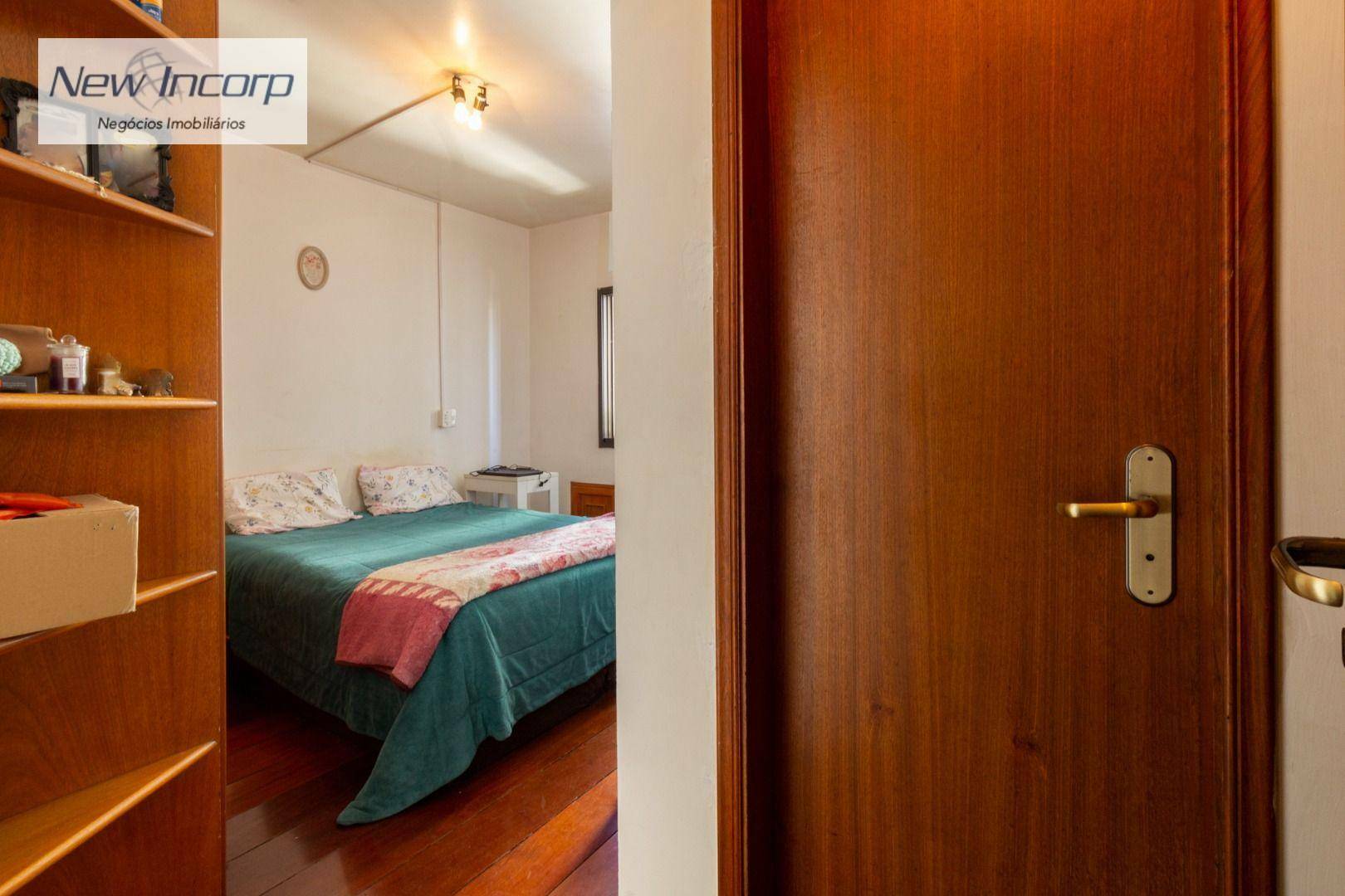 Apartamento à venda com 4 quartos, 200m² - Foto 29