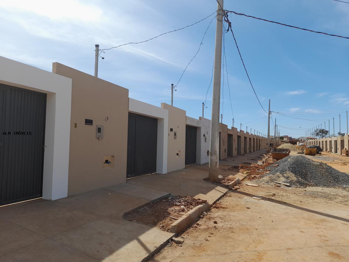 Casa, 3 quartos, 54 m² - Foto 2