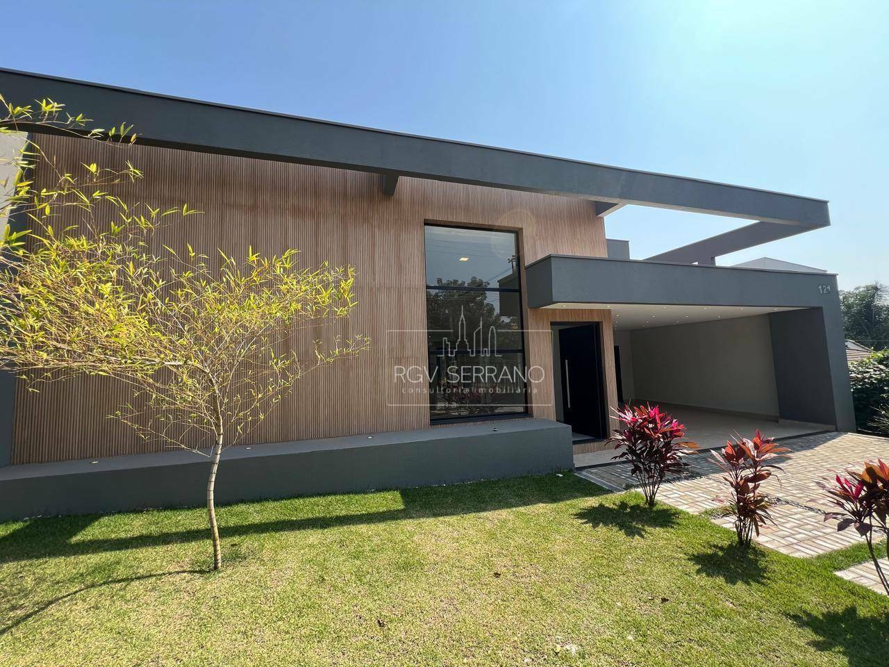 Casa de Condomínio à venda com 3 quartos, 316m² - Foto 3