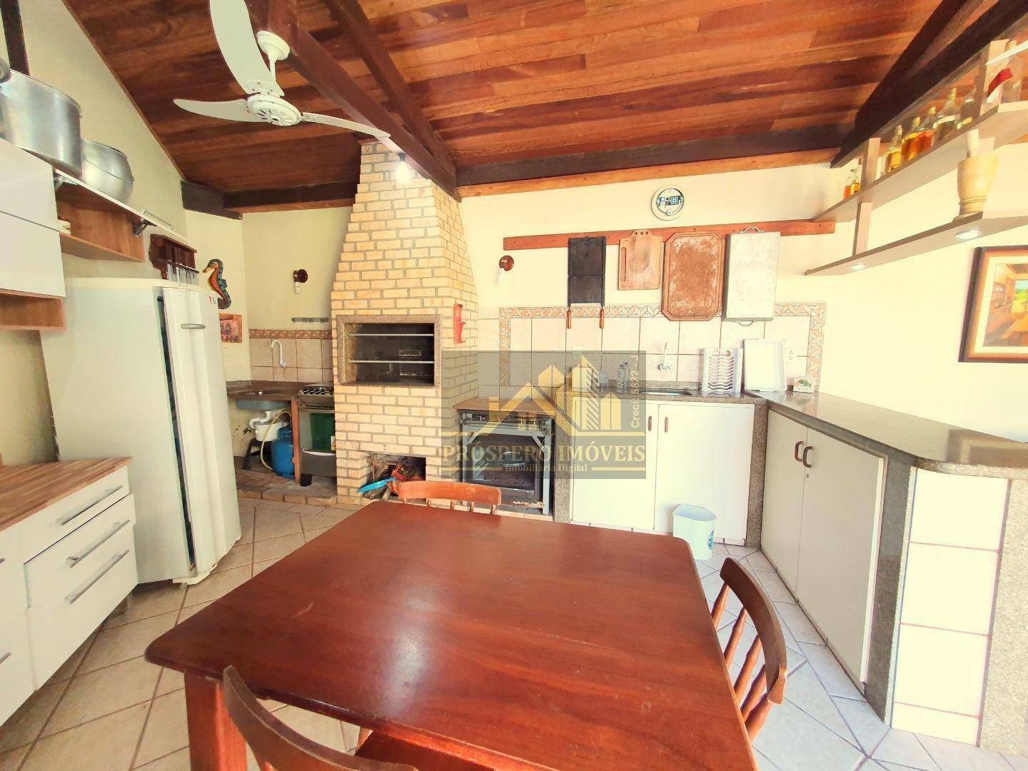 Casa à venda e aluguel com 4 quartos, 260m² - Foto 22