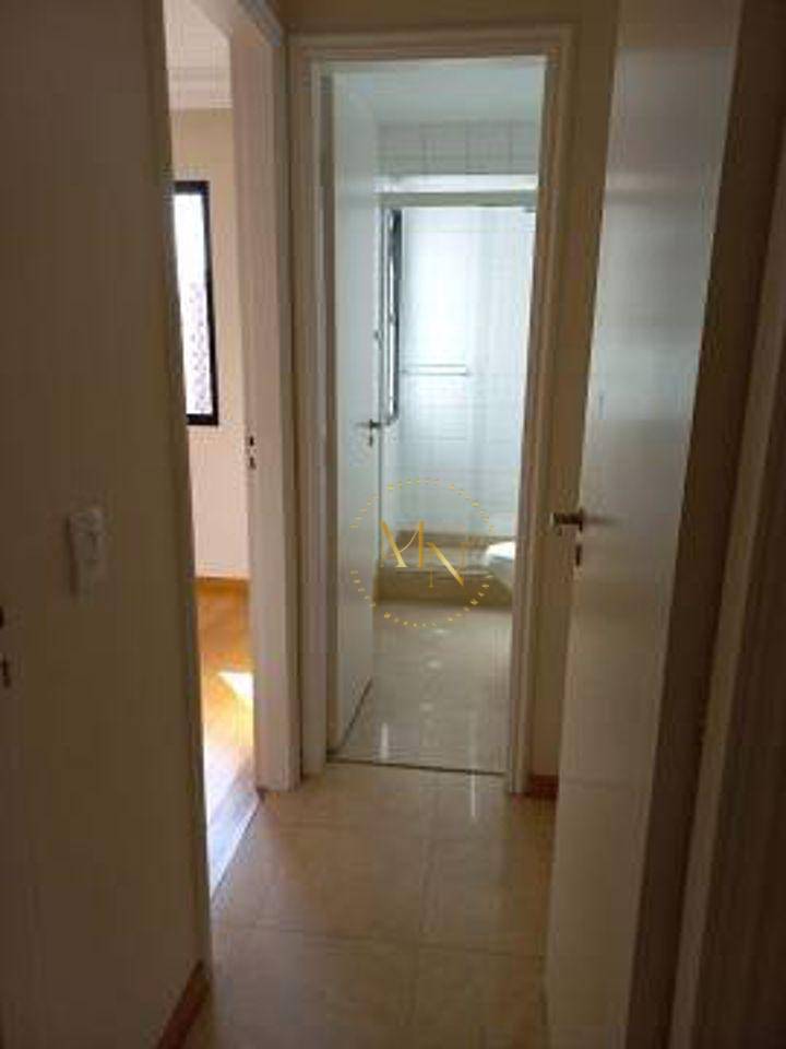 Apartamento à venda com 2 quartos, 70m² - Foto 15