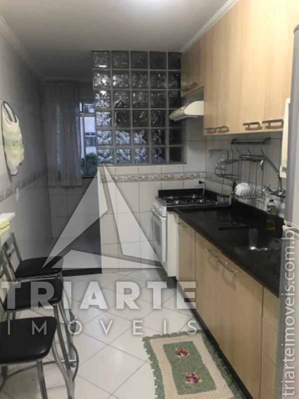 Apartamento à venda com 3 quartos, 110m² - Foto 1