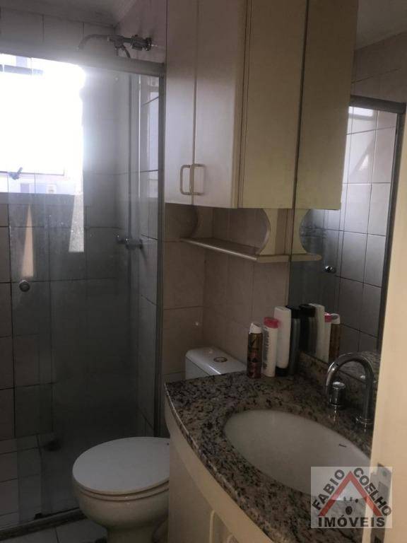 Apartamento à venda com 2 quartos, 67m² - Foto 6