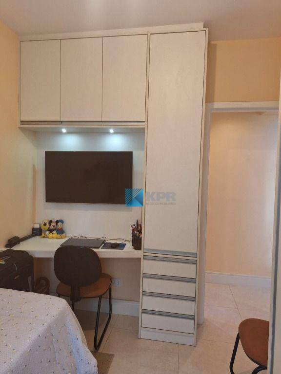 Apartamento à venda com 2 quartos, 75m² - Foto 24