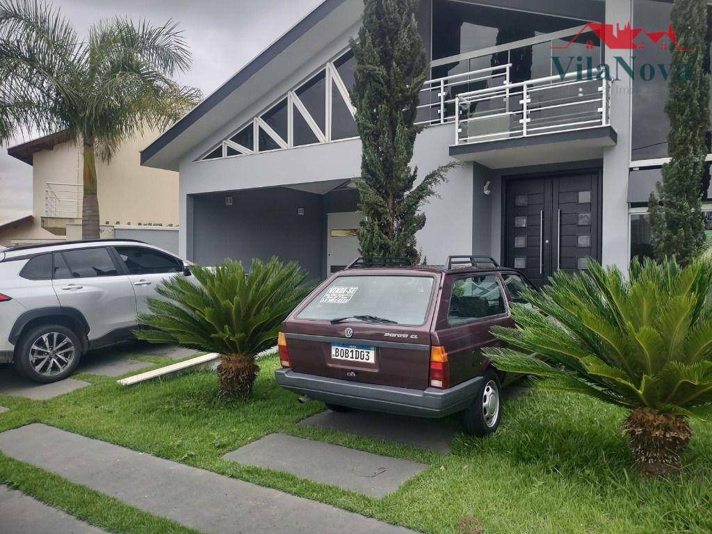 Casa de Condomínio à venda com 4 quartos, 305m² - Foto 2