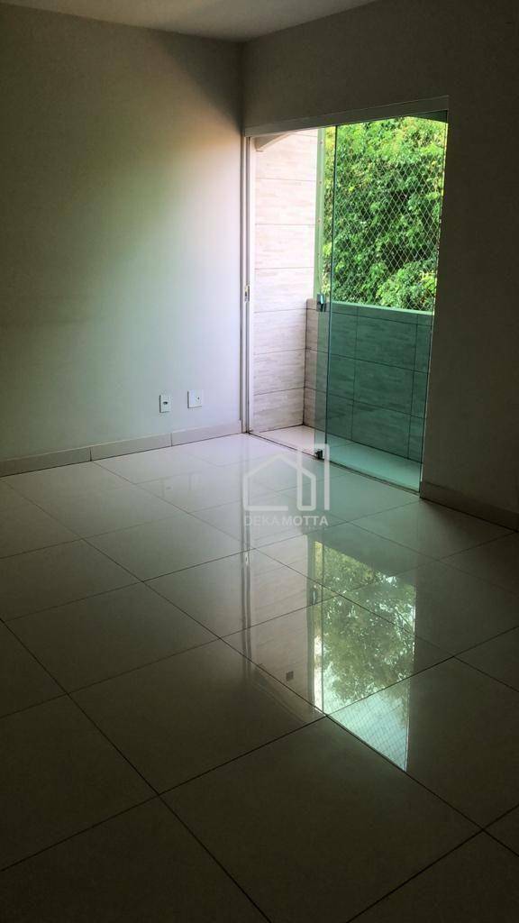 Apartamento à venda com 3 quartos, 71m² - Foto 1