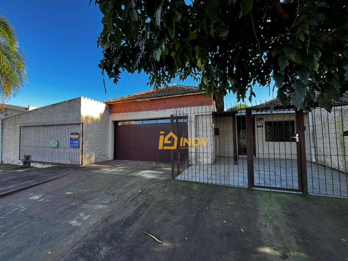 Casa à venda com 3 quartos, 200M2 - Foto 2