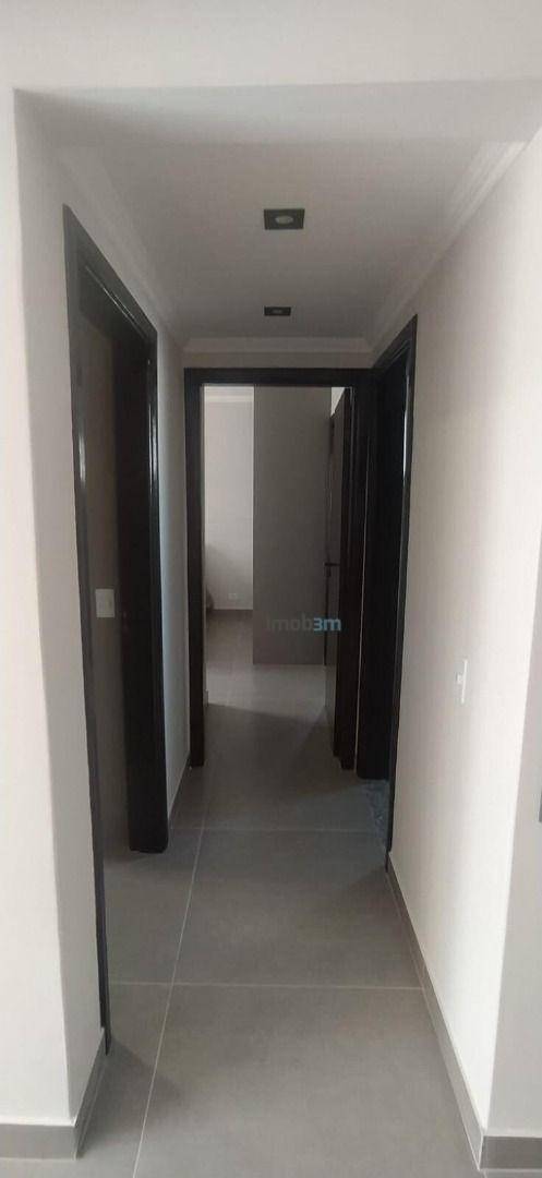 Apartamento para alugar com 2 quartos, 63m² - Foto 4