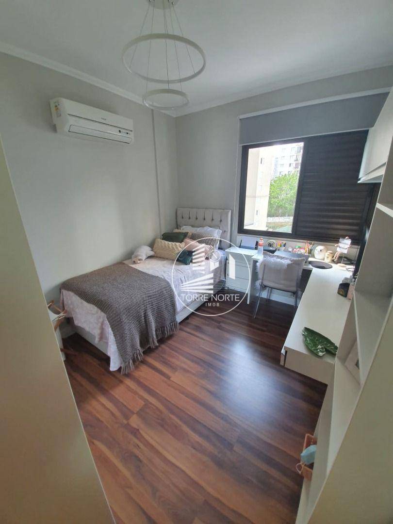 Apartamento à venda com 3 quartos, 110m² - Foto 11