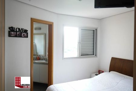 Apartamento à venda com 2 quartos, 61m² - Foto 4