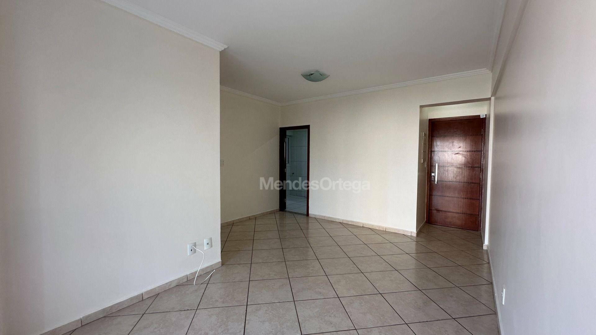 Apartamento à venda com 3 quartos, 94m² - Foto 3