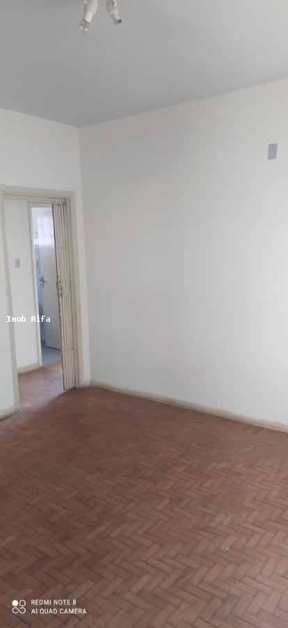 Casa à venda com 3 quartos, 190m² - Foto 2