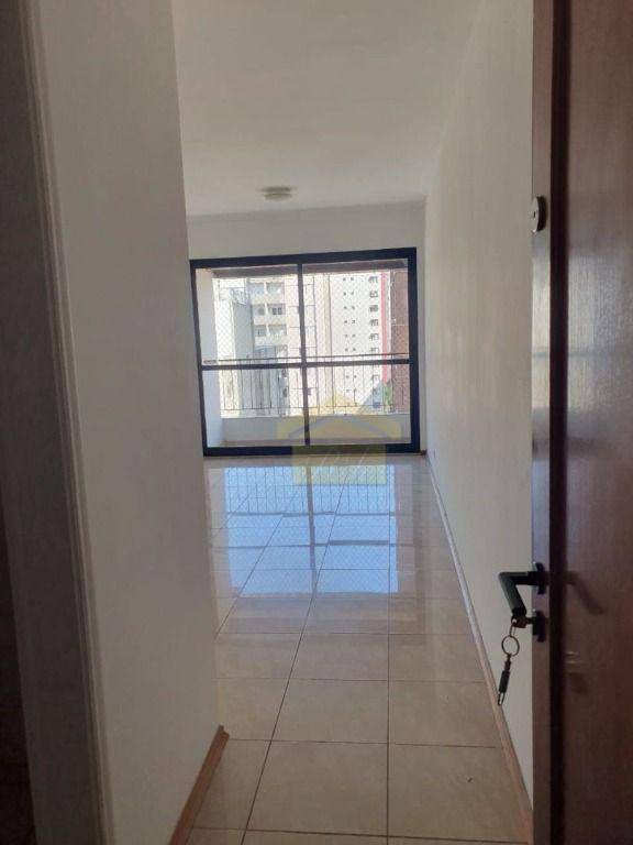 Apartamento à venda com 3 quartos, 70m² - Foto 5