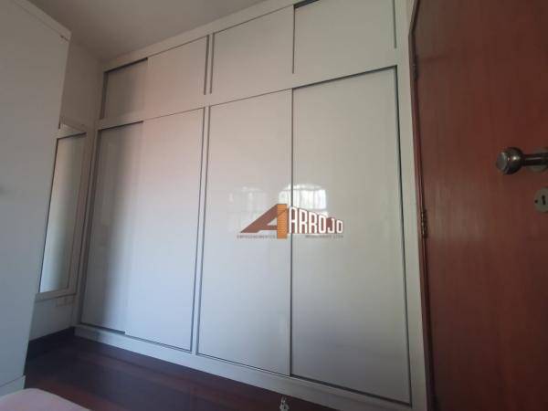 Sobrado à venda com 5 quartos, 240m² - Foto 30