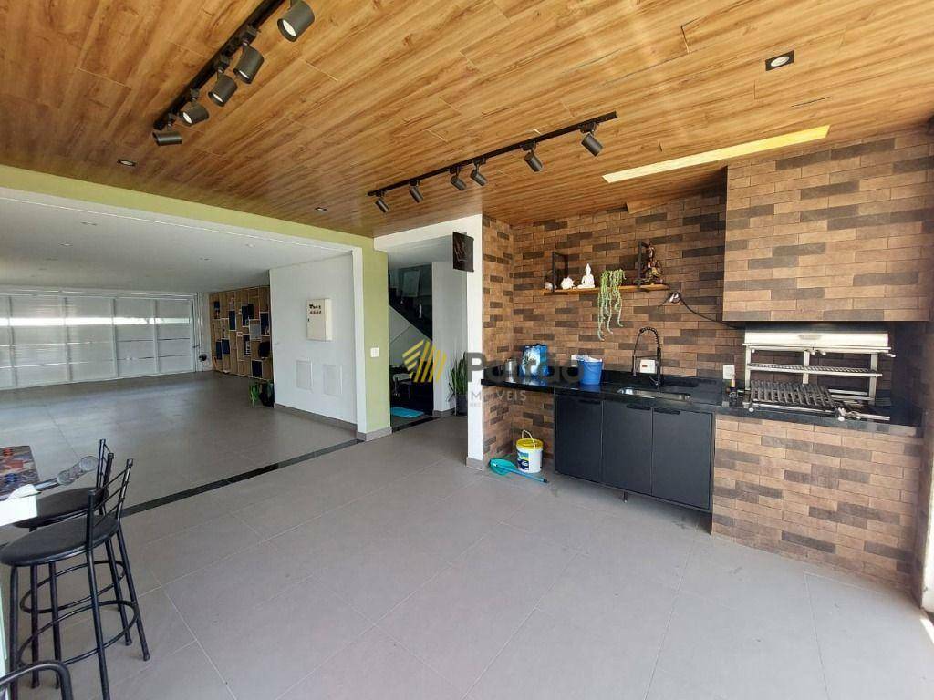 Casa à venda com 4 quartos, 450m² - Foto 42