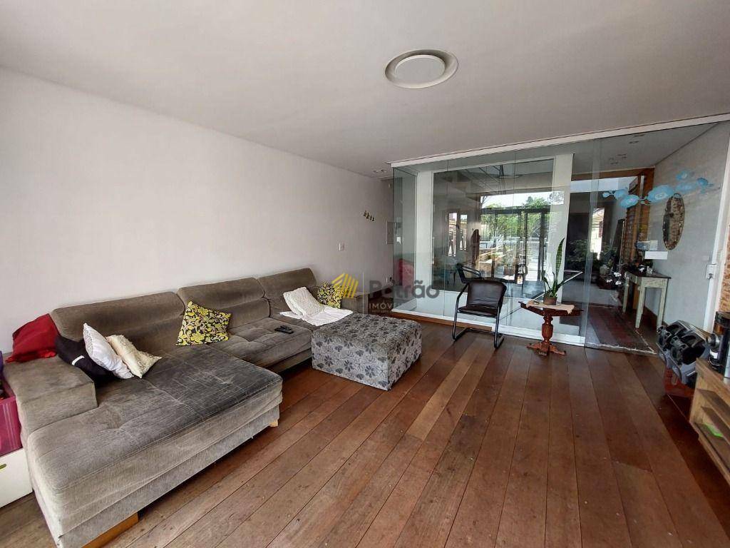 Sobrado à venda com 4 quartos, 384m² - Foto 6