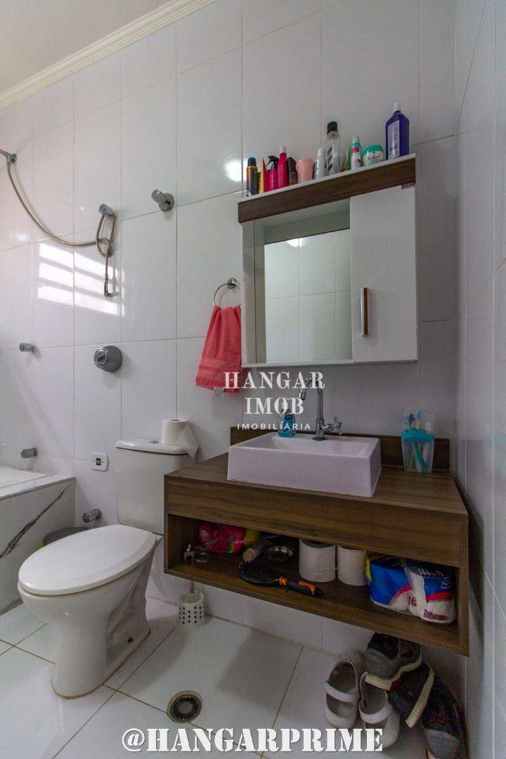 Casa à venda com 3 quartos, 170m² - Foto 15