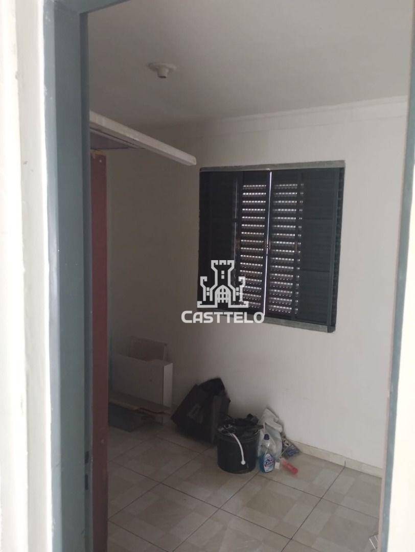 Apartamento à venda com 2 quartos, 45m² - Foto 3