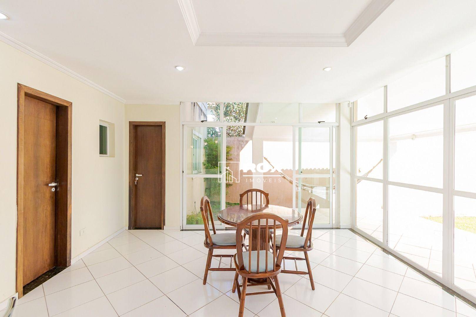 Casa para alugar com 4 quartos, 362m² - Foto 18