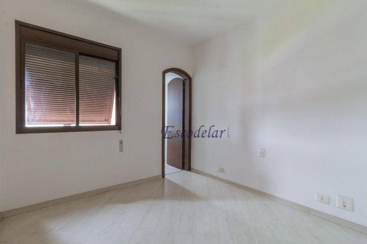 Apartamento à venda com 3 quartos, 238m² - Foto 9